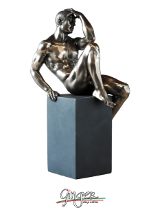 Nude of woman: relaxed girl