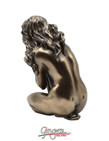 Statua di ragazza distesa - 20 cm