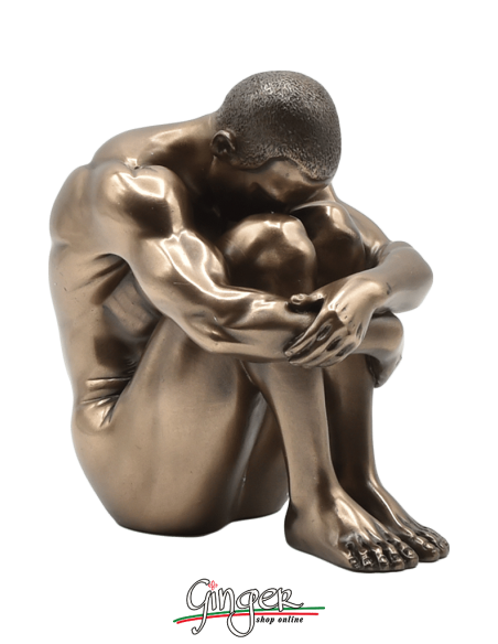 Nude of woman: relaxed girl