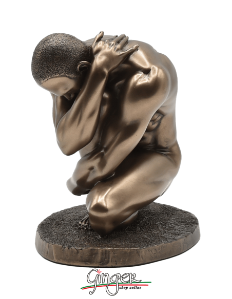 Nude of woman: relaxed girl