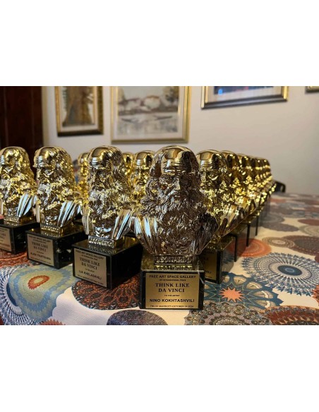 Trophies: Leonardo da Vinci gilded and with a marble base